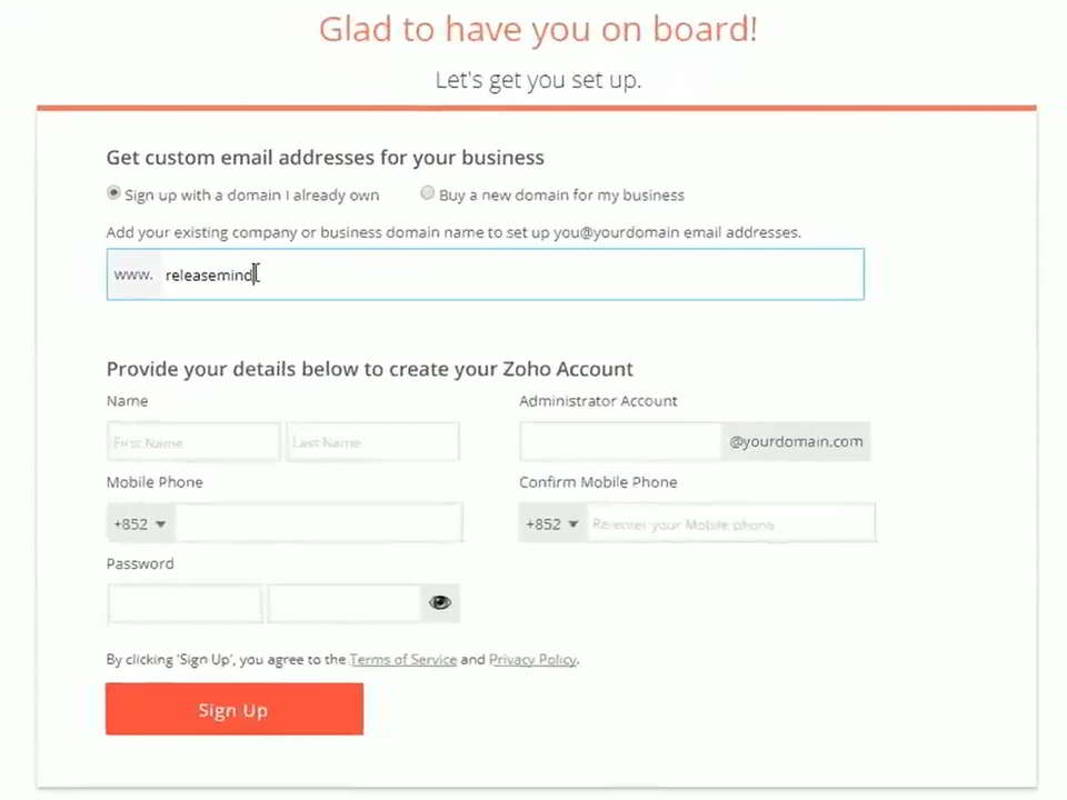 進入ZOHO Mail申請表格後，須要填寫你的域名、姓名、手機電話號碼，以及設定管理員帳號的用戶名稱與密碼